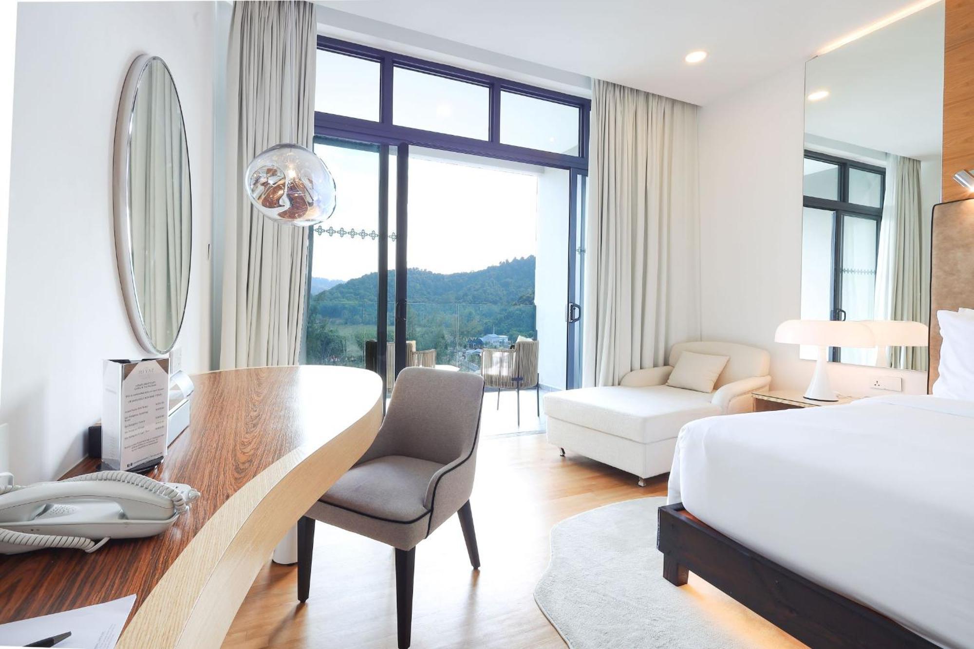 The Riyaz Lavanya Langkawi Pantai Cenang  Εξωτερικό φωτογραφία Deluxe Room