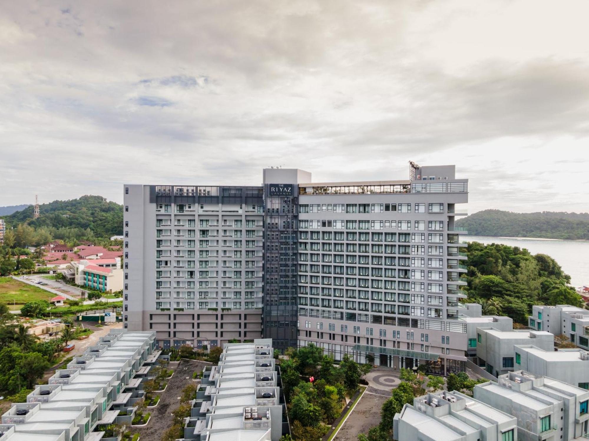 The Riyaz Lavanya Langkawi Pantai Cenang  Εξωτερικό φωτογραφία The University of Nottingham Malaysia Campus