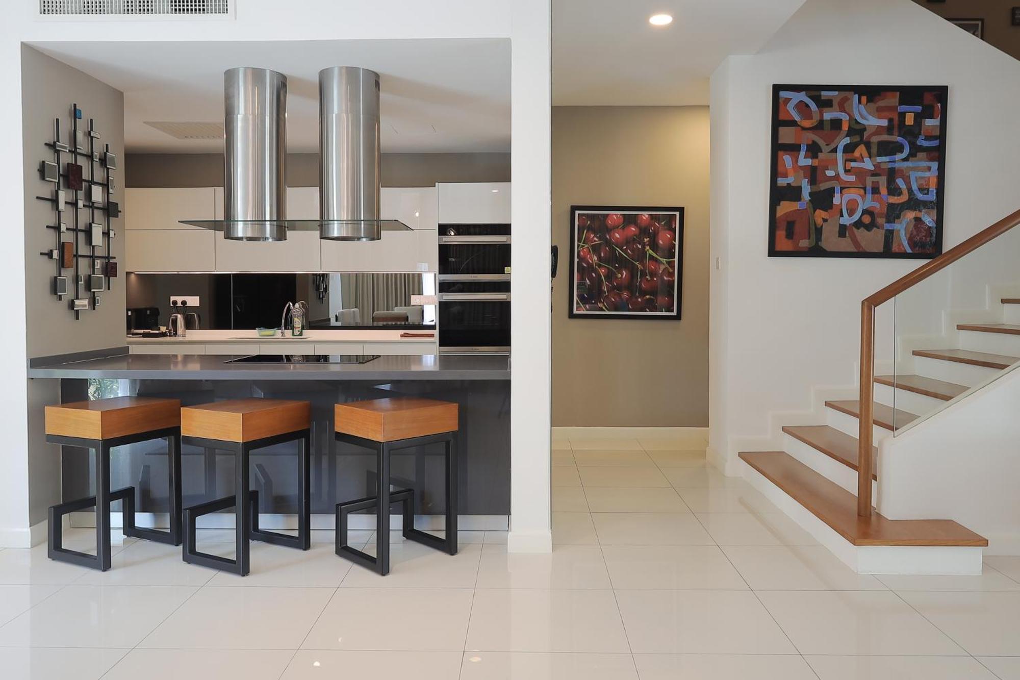 The Riyaz Lavanya Langkawi Pantai Cenang  Εξωτερικό φωτογραφία A modern kitchen