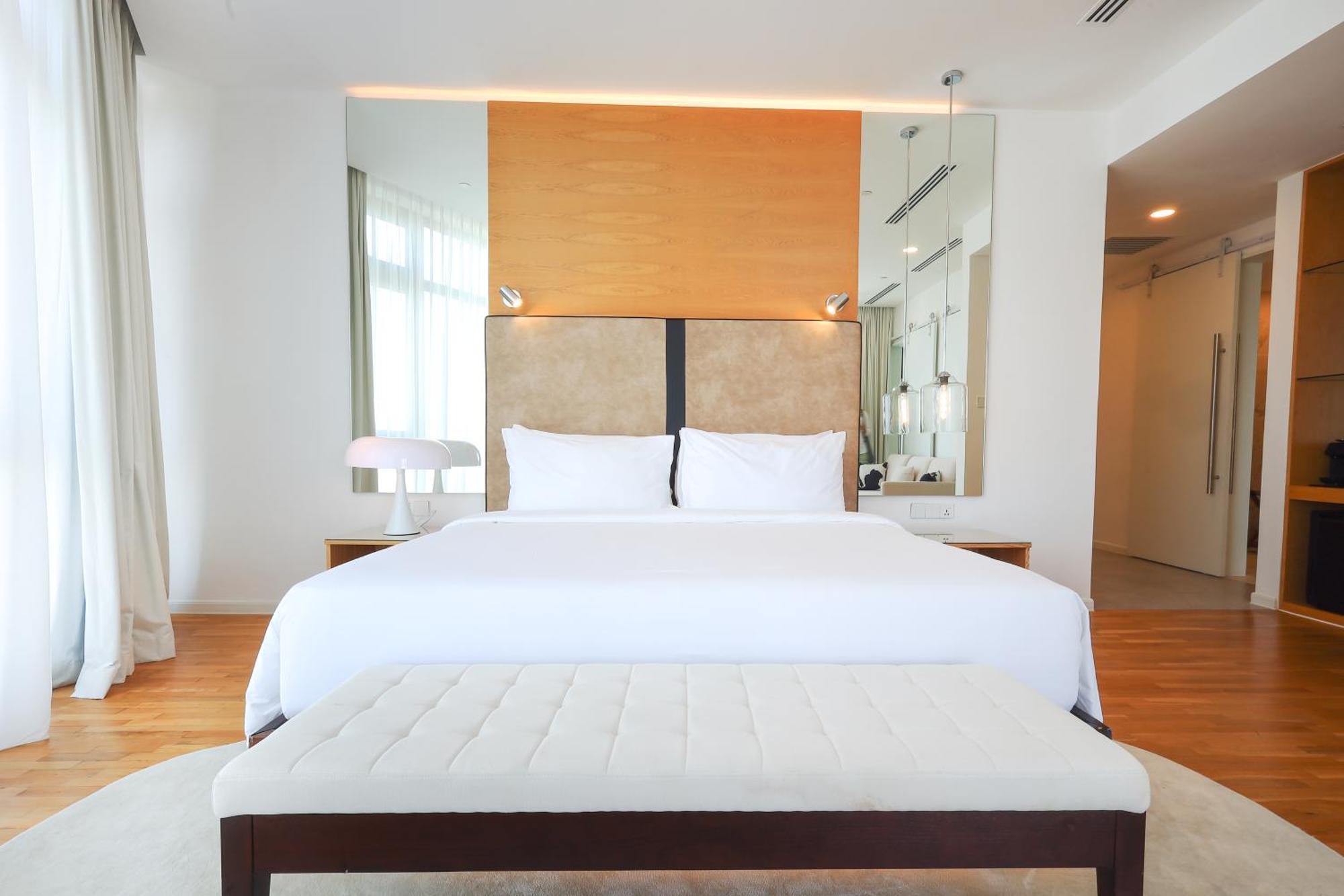 The Riyaz Lavanya Langkawi Pantai Cenang  Εξωτερικό φωτογραφία A bedroom at the hotel